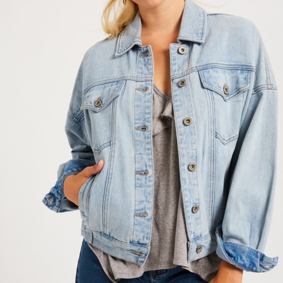 Girlfriend Denim Jacket - Picture 2 of 6